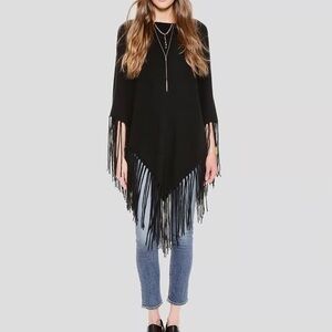 Minnie Rose Fringe Cotton Hankie Poncho One Size Black $155 Western Travel Boho